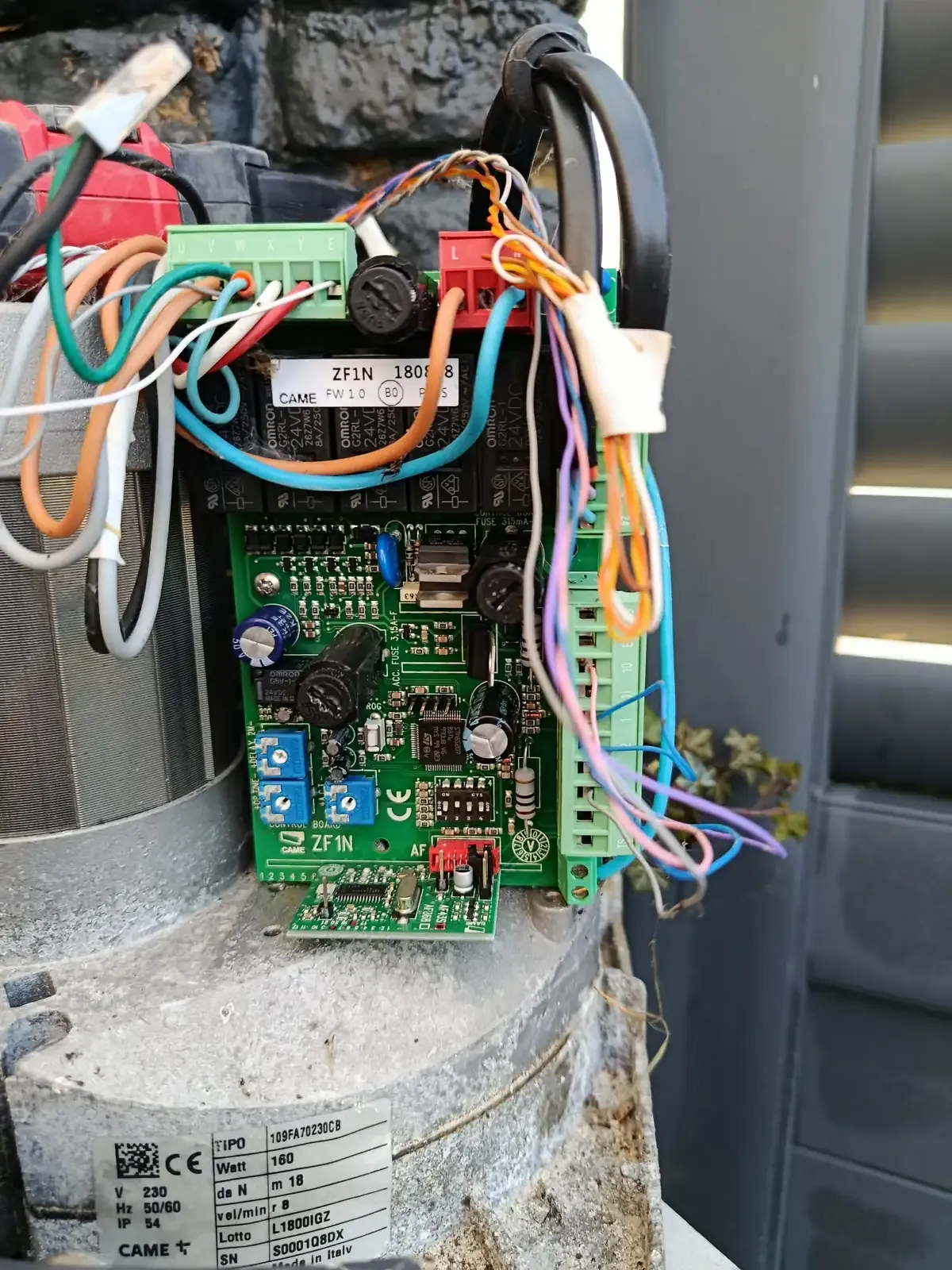 Circuit électrique portail automatique